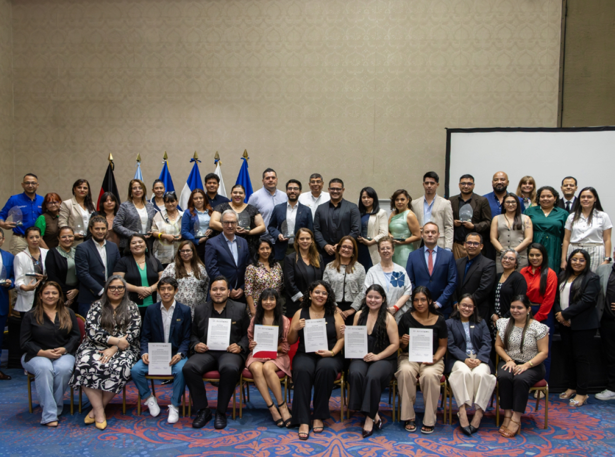 3 años construyendo oportunidades para las juventudes de Centroamérica.