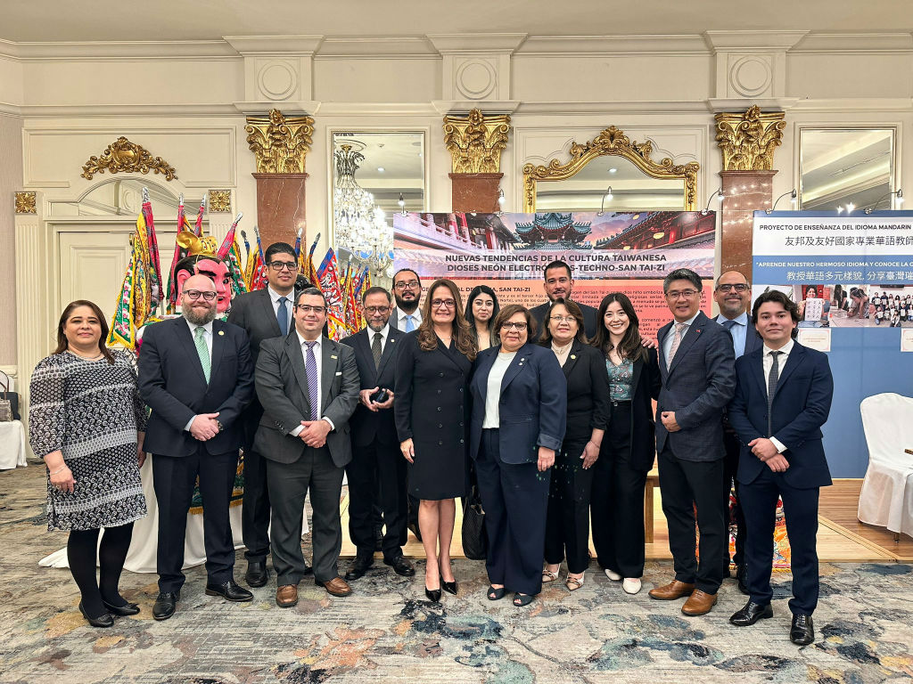 Nos unimos a la conmemoración del Día Nacional de la República de China (Taiwán).