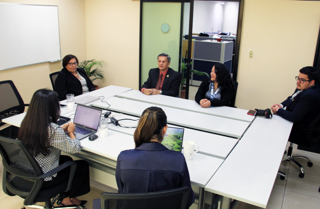 Intercambiamos agendas de trabajo con la SE-COSEFIN.